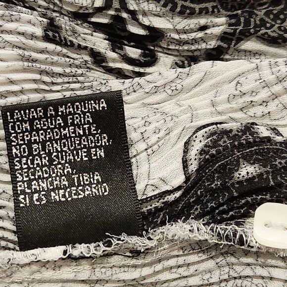 Essentials By Milano Blouse Medium Butterfly Sleeve White Black Sheer - Picture 11 of 11